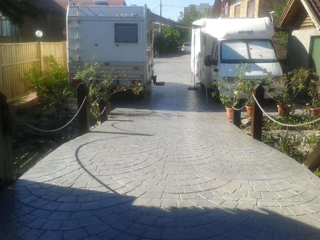 Camping Robinson Country Club Nagyvárad Kültér fotó
