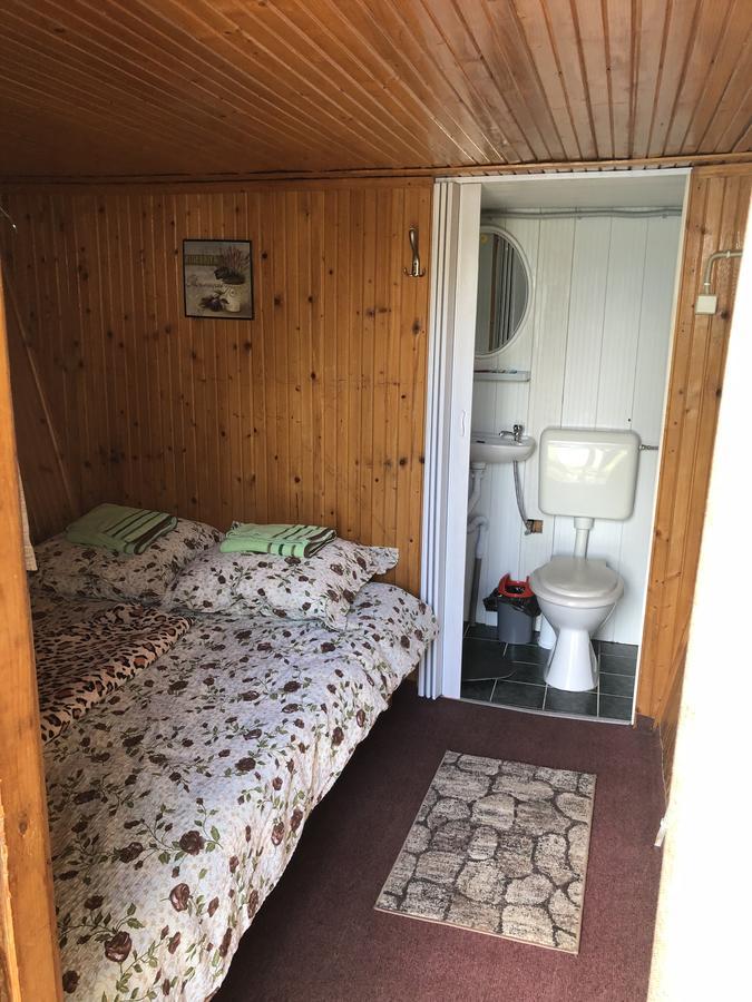 Camping Robinson Country Club Nagyvárad Kültér fotó