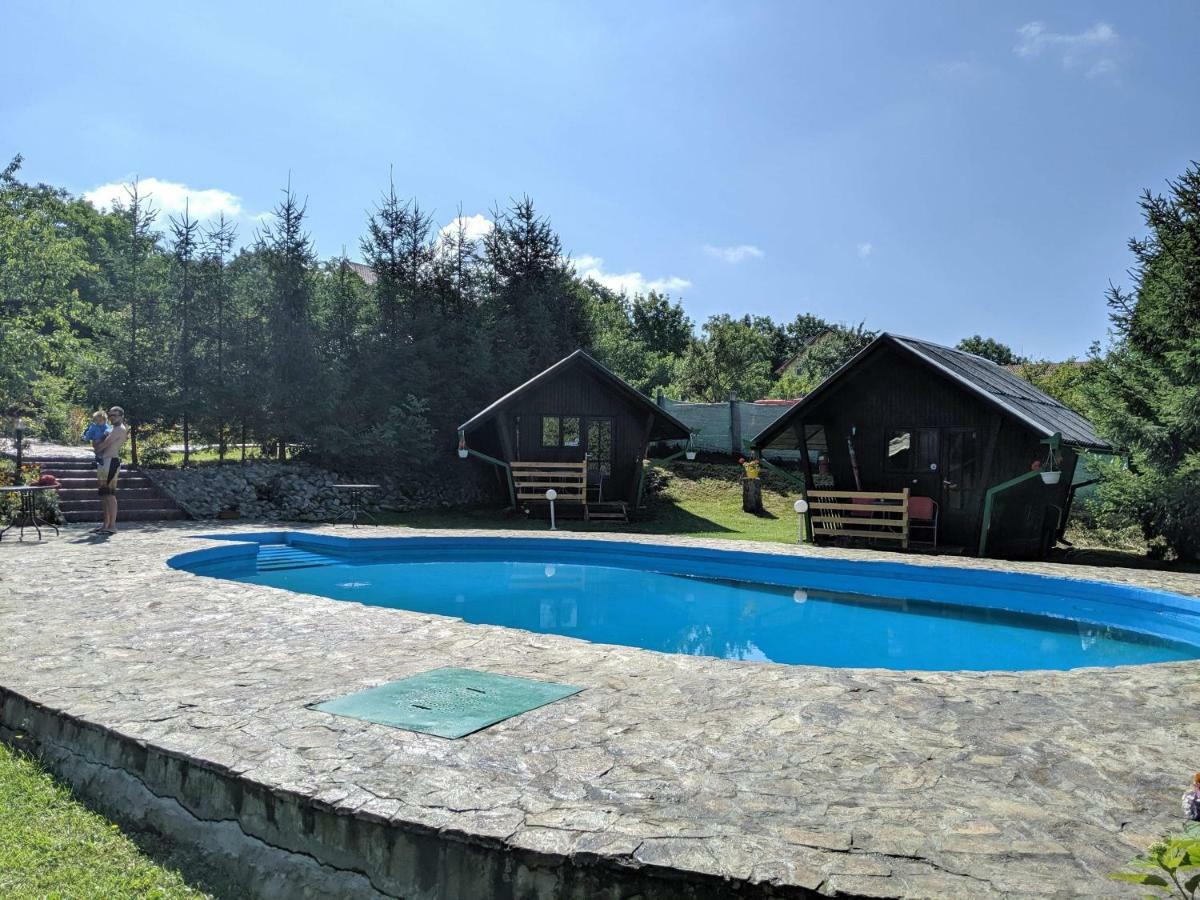 Camping Robinson Country Club Nagyvárad Kültér fotó
