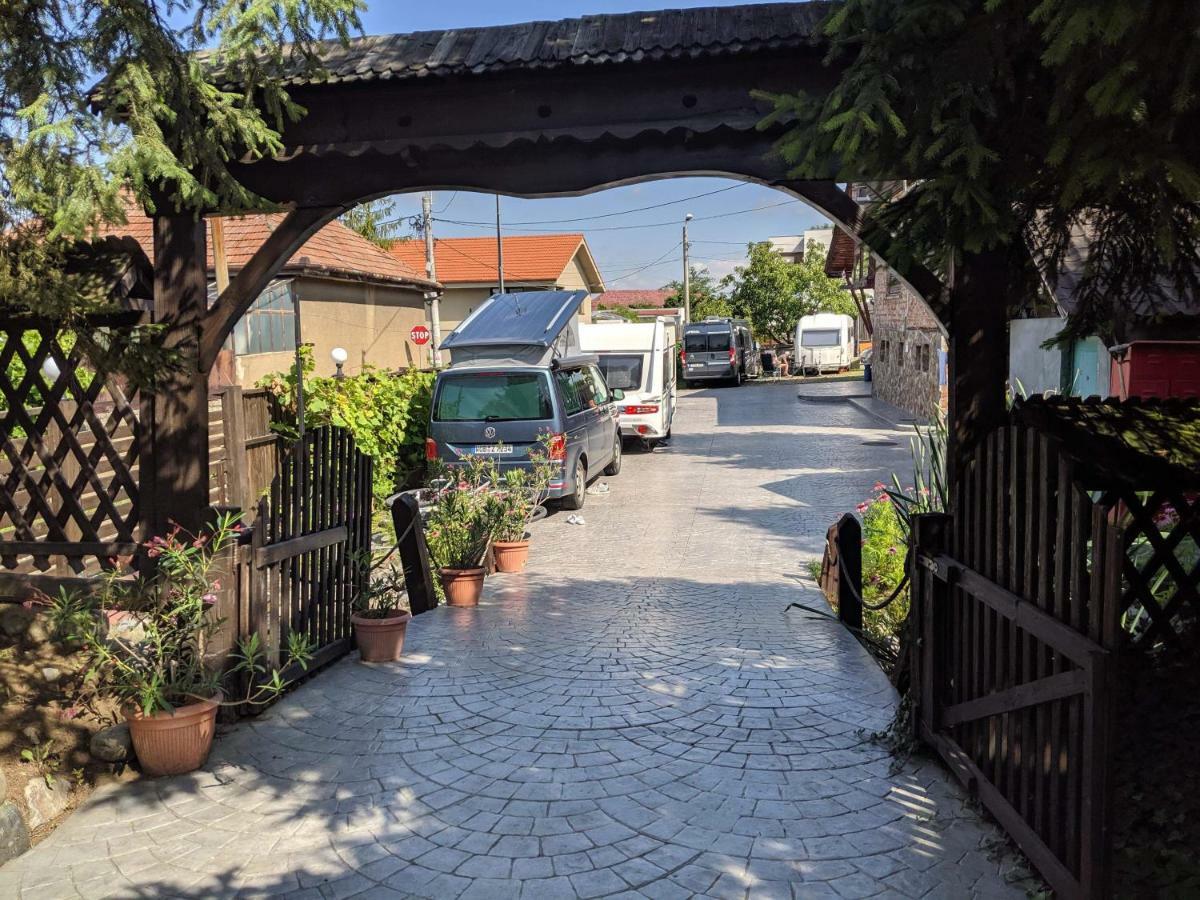 Camping Robinson Country Club Nagyvárad Kültér fotó